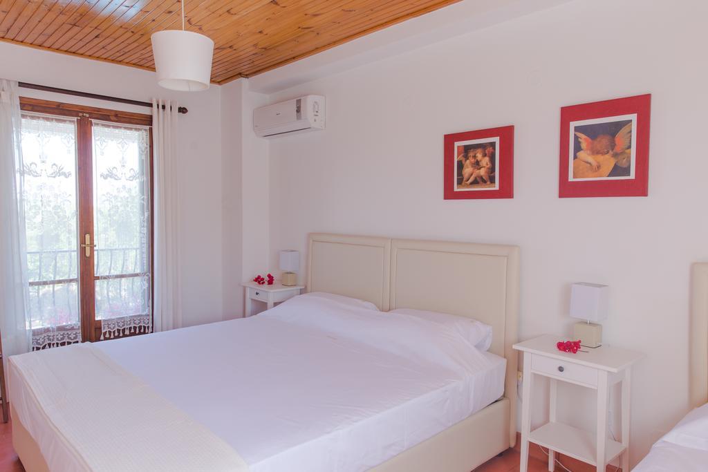 Villa Lola - 3 Bedrooms & Private Pool Lithakia  Exterior foto